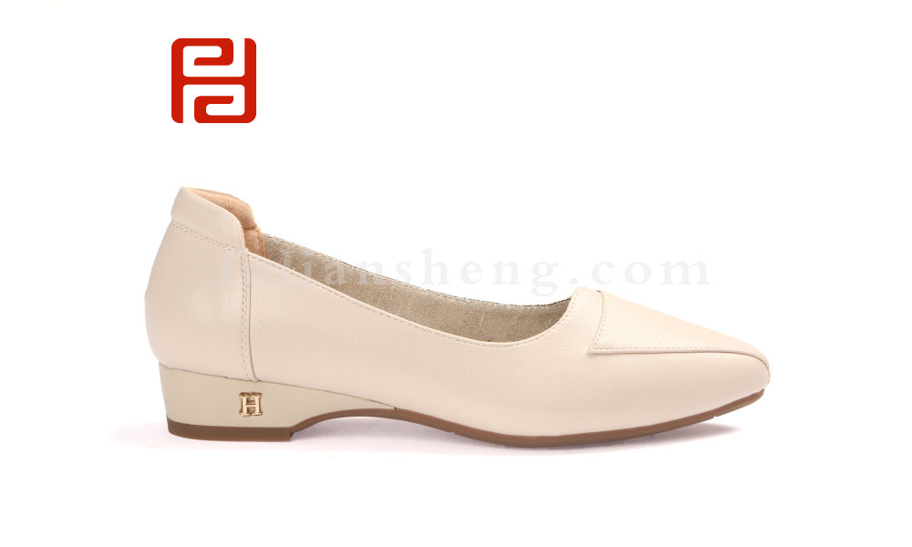 福连升休闲商务女鞋防水布鞋坡跟软底工装鞋20春(图3)