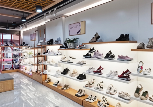 ?实体鞋店怎么样?什么是人气鞋店?