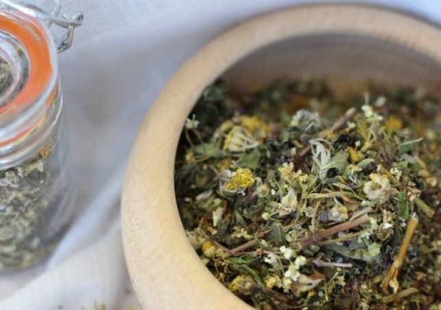 活血化瘀用什么泡脚-什么药泡脚能舒筋活血？